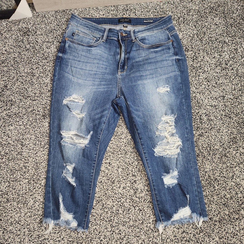 Judy Blue Skinny Fit Capri Jeans Destressed Darkwash Stretch Women's 16W Rawhem